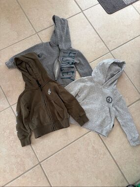 2T Toddler Jacket Bundle Volcom and Hurley
